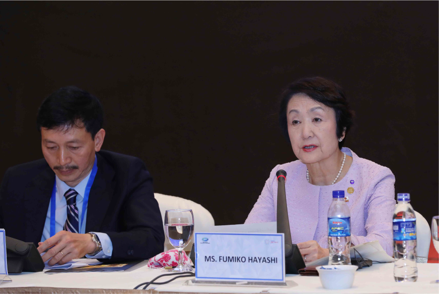 APEC: NỖ LỰC THÚC ĐẨY BÌNH ĐẲNG GIỚI VÀ TRAO QUYỀN CHO
PHỤ NỮ