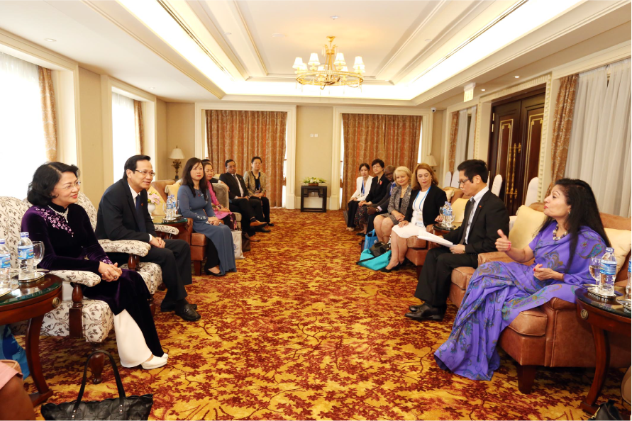 APEC: NỖ LỰC THÚC ĐẨY BÌNH ĐẲNG GIỚI VÀ TRAO QUYỀN CHO
PHỤ NỮ