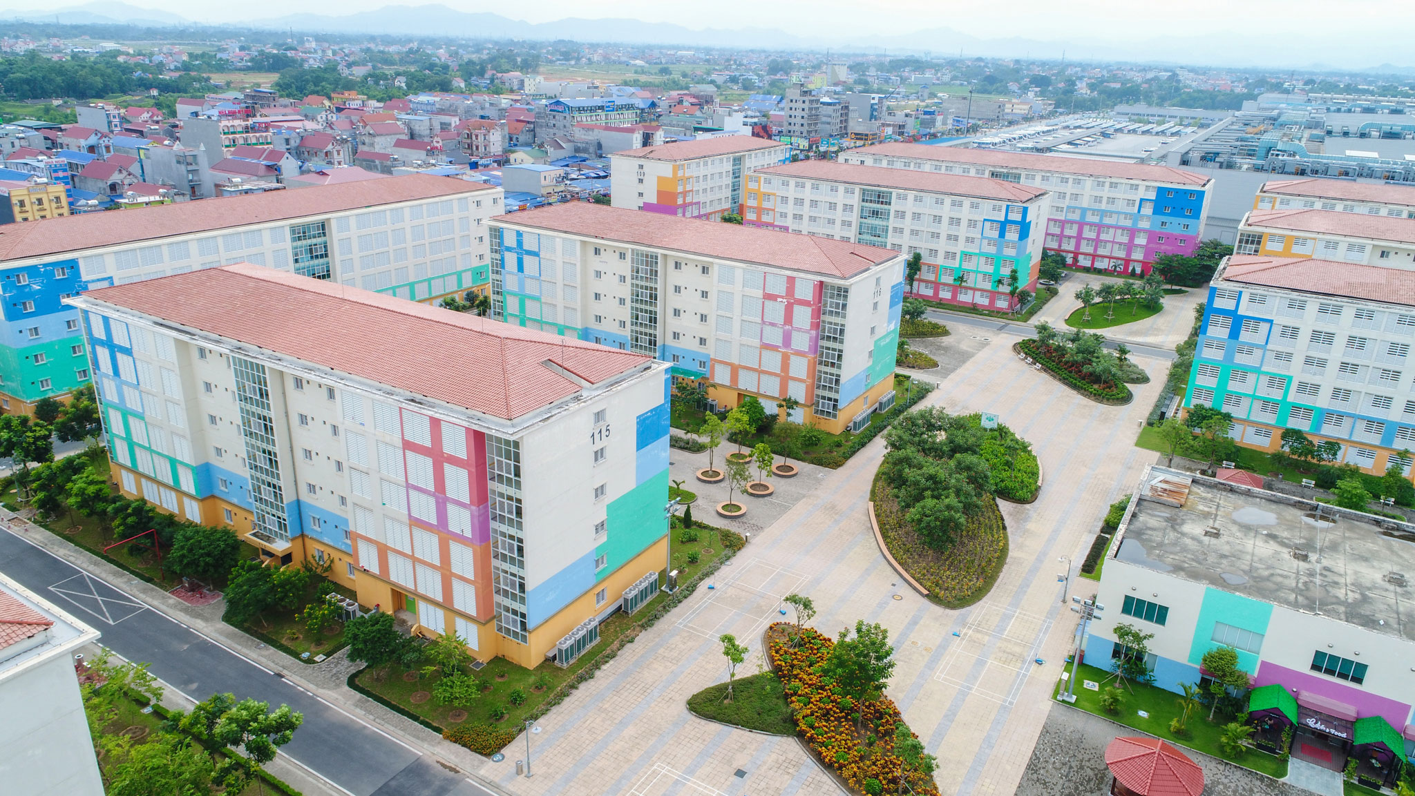 Toàn bộ tiện ích khiến khu ký túc xá như một thành phố thứ nhì cho hàng chục nghìn nhân viên Samsung